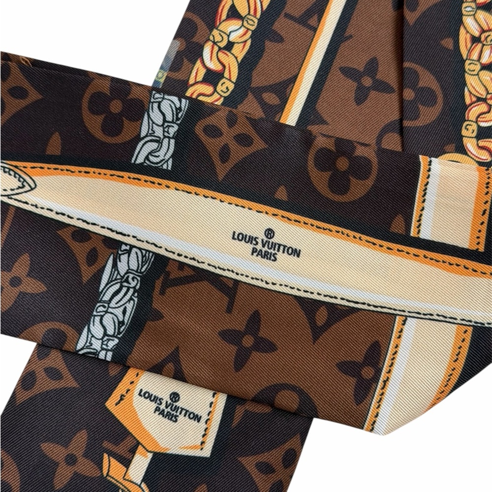 Louis Vuitton Brown and Tan Monogram Scarf - Picture 2 of 3